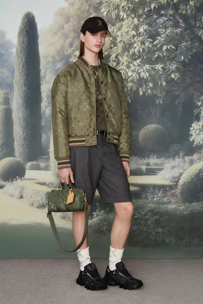 Look 11